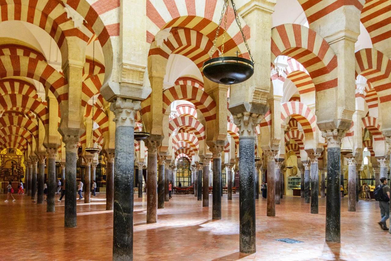 Apartamentos El Olivo Córdoba Exteriör bild