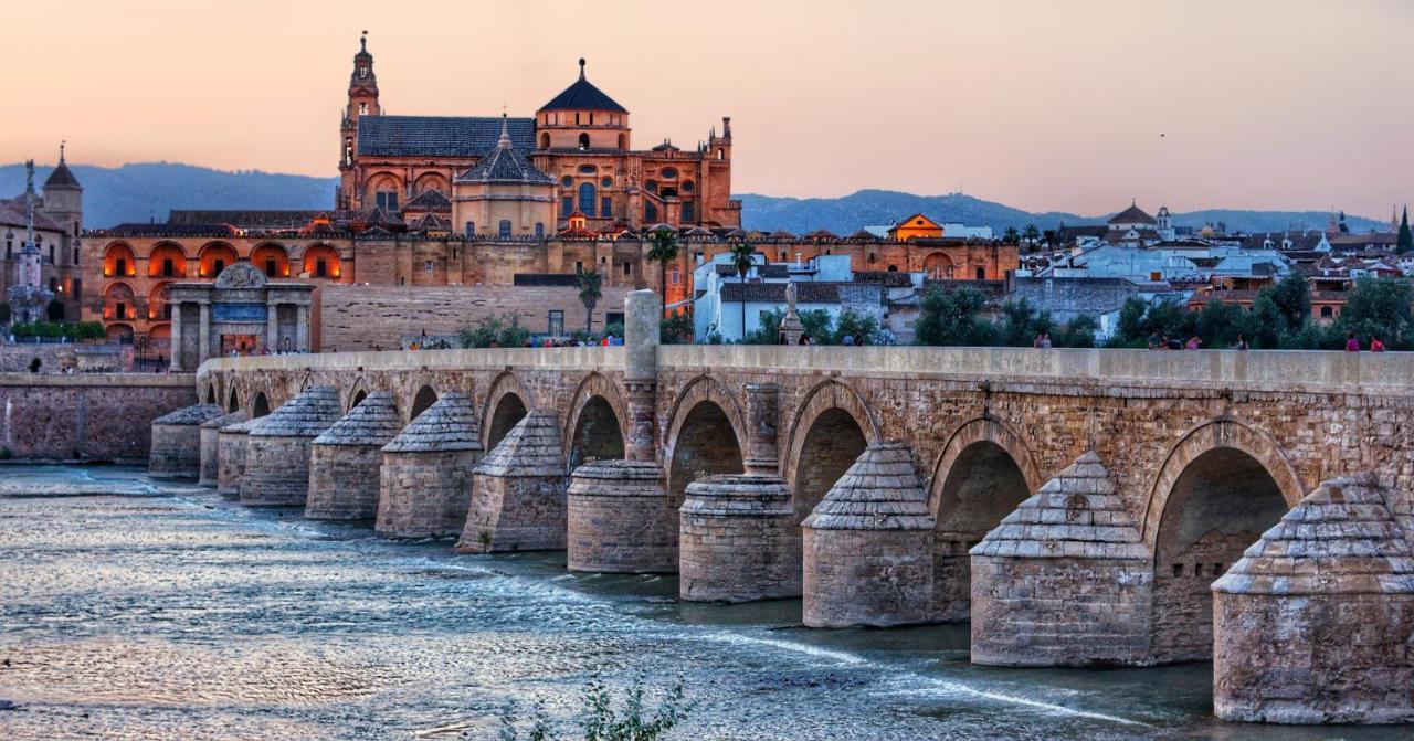 Apartamentos El Olivo Córdoba Exteriör bild